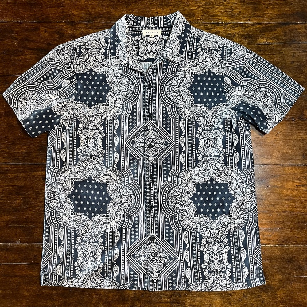 Y2K Bandana Button Up Shirt PACSUN Navy Short Sleeve Cotton Vintage Retro Size M